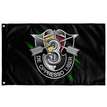 Load image into Gallery viewer, 3rd Special Forces Group Numeral Flag Elite Flags Wall Flag - 36"x60"